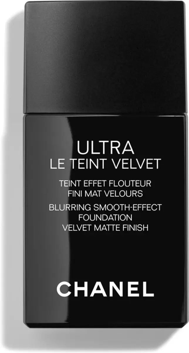 CHANEL Ultra Le Teint Velvet