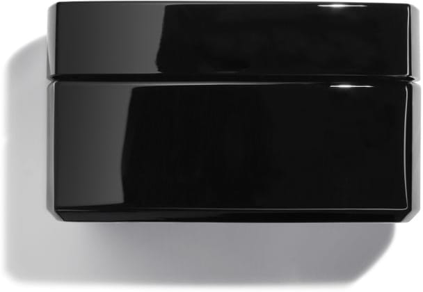 CHANEL Coco Noir