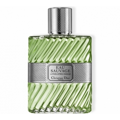 Savoir associer un style vestimentaire classique avec un parfum masculin